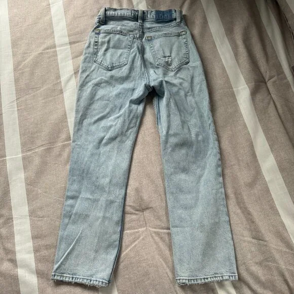 EUC Abercrombie The Ankle Straight Ultra High Rise Jeans in Light Denim Sz 25 - Picture 5 of 6